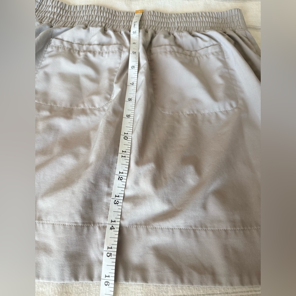 Gray Mini Skort with Pockets, Women’s Small, brand Kyoden - Picture 4 of 6